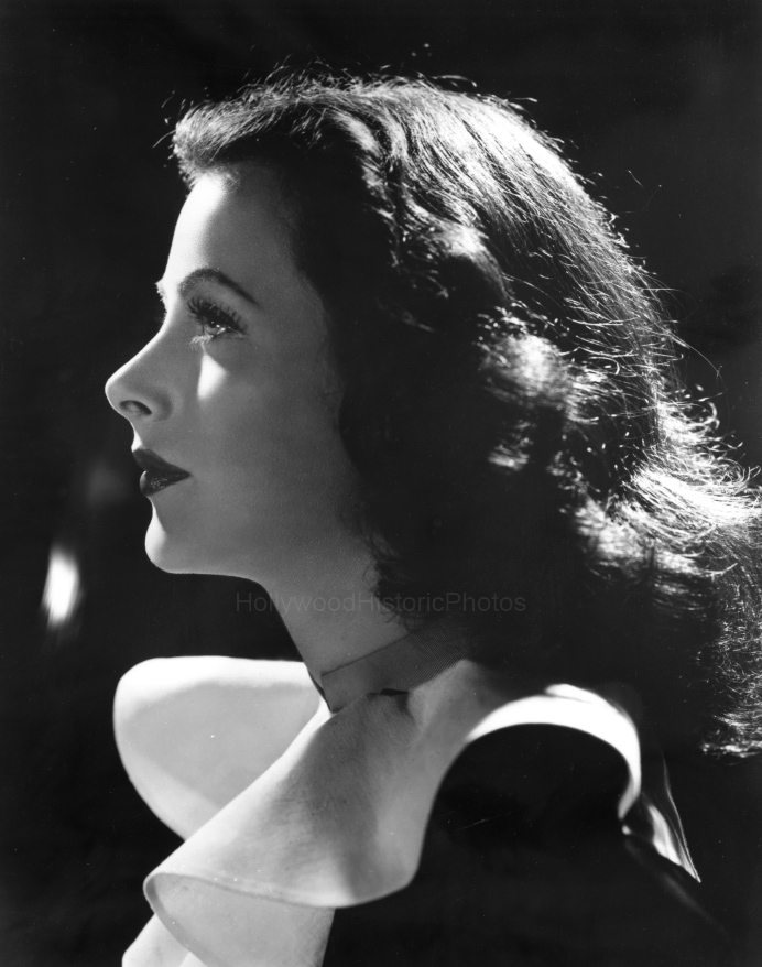 1940 Photo shoot MGM wm.jpg